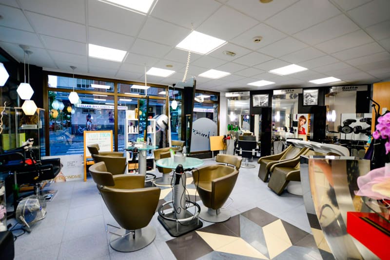 Sofia Peluqueros - Barber Shop interior de la peluquería 